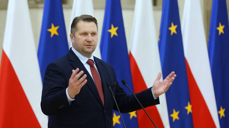 Powrót zdalnego nauczania? Minister Czarnek wyjawia plany 