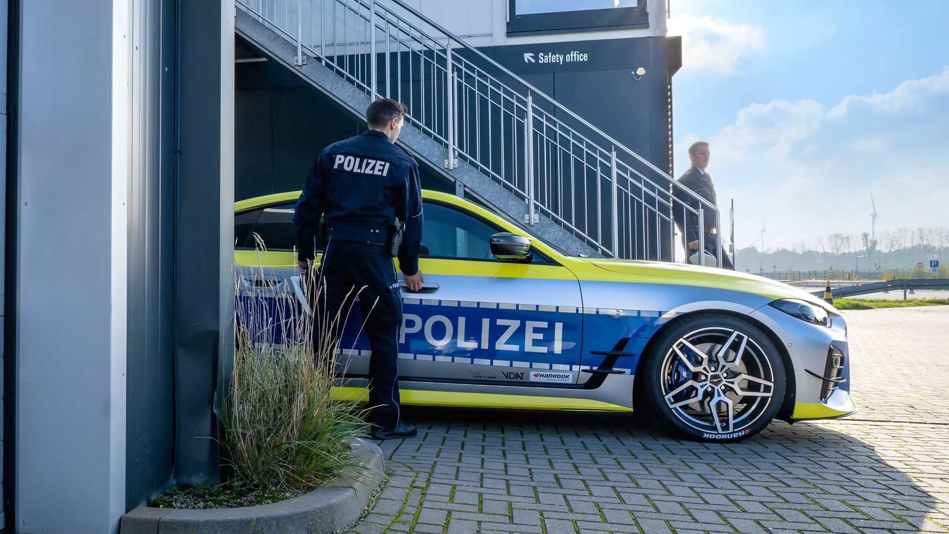 BMW i4 Tune it! Safe!