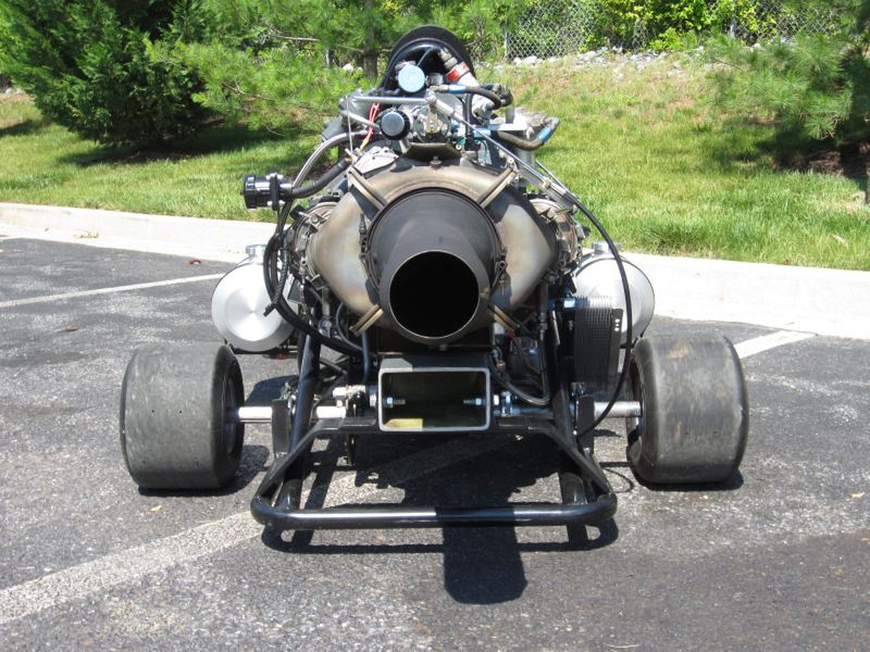 Lubicie szybką jazdę? Czas przetestować, jak sprawuje się odrzutowy gokart 4