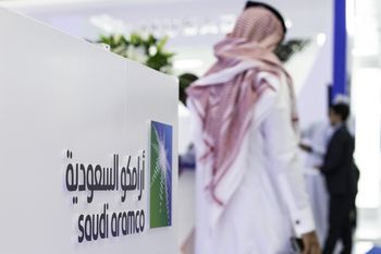 Arabia Saudyjska mocno tnie ceny ropy dla Azji. Największa obniżka od lat