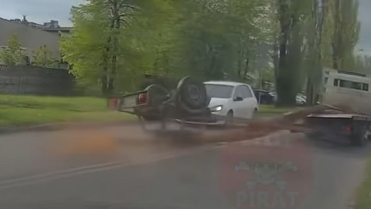 Kierowca cudem uniknął tragedii.