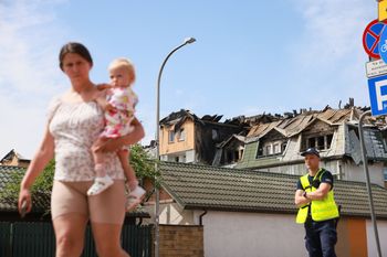 Pogorzelcy z Ząbek nadal nie mogą wrócić do domów. "Nikt się nami nie interesuje"