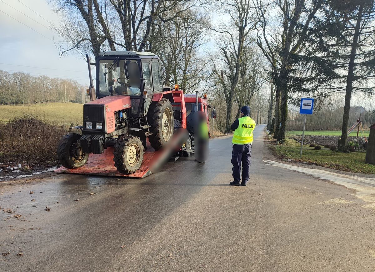 Kompletnie pijany traktorzysta zatrzymany przez gołdapskich policjantów