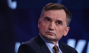 Zbigniew Ziobro bez dokumentów. Prawnik wyjaśnia, co z pobytem w USA