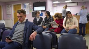 Polacy masowo biorą L4. Przyczyna może zaskakiwać