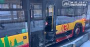Warszawa: Zderzenie miejskiego autobusu z osobówką na Żoliborzu. Kierujący autobusem prawdopodobnie wjechał na czerwonym świetle