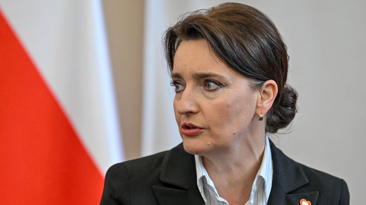 Ministra ds. polityki senioralnej Marzena Okła-Drewnowicz