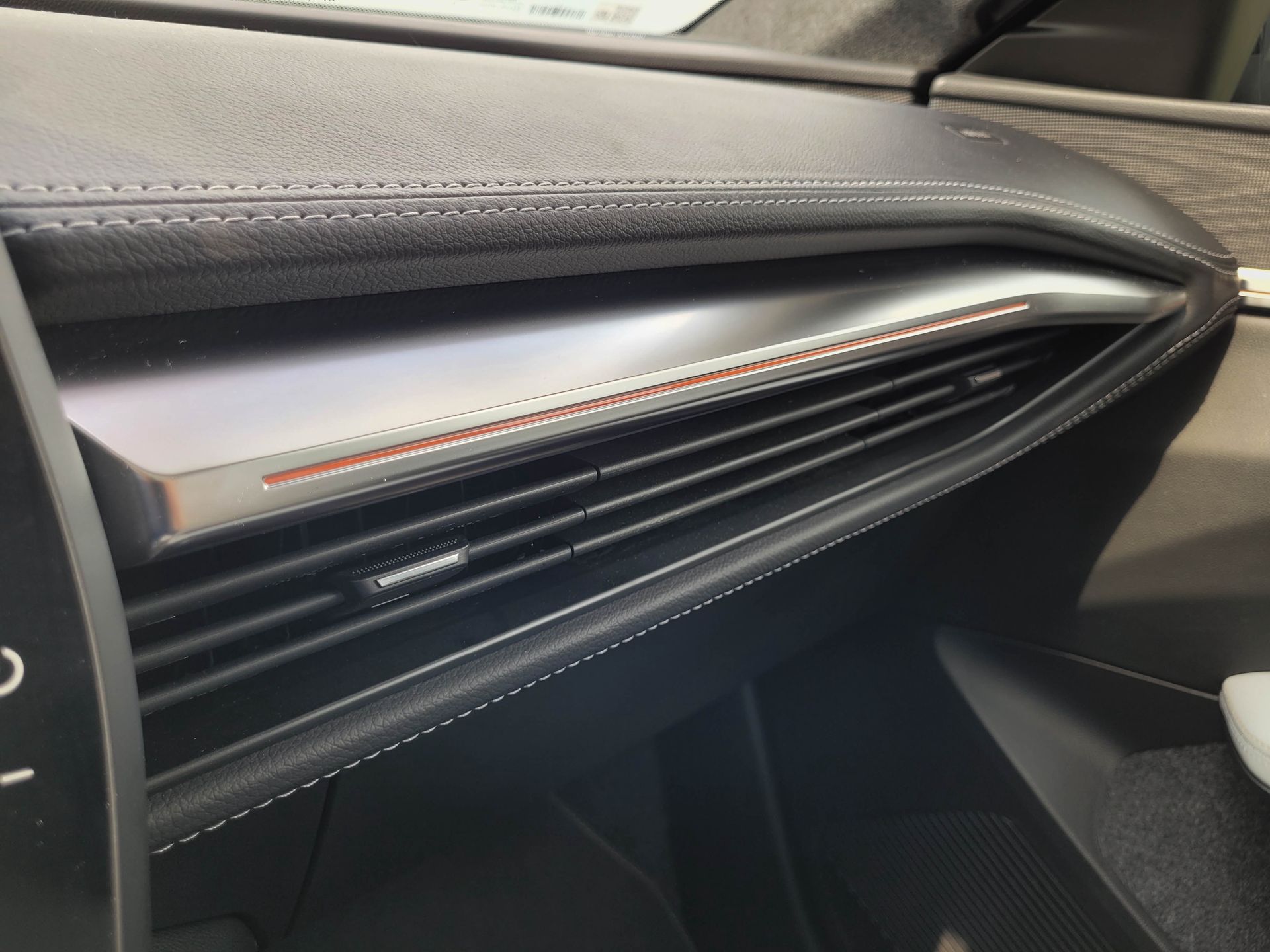 Renault Scenic E-Tech iconic long range