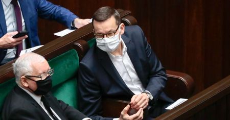 Awantura o Turów i sondaż dla WP. "Niepokojąca informacja"