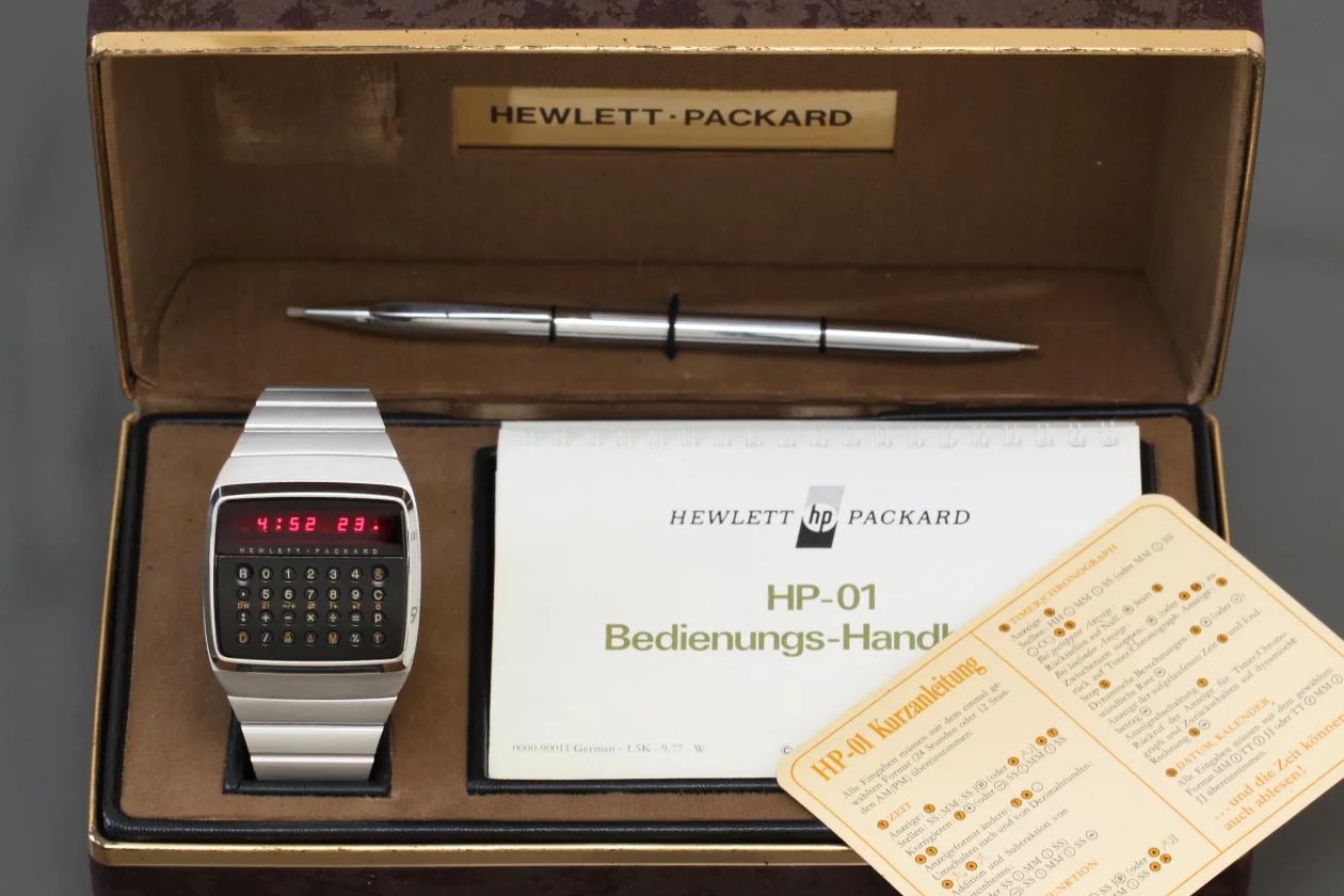 Pradziadek smartwatchy. HP-01 to pierwszy zegarek z zaawansowanym kalkulatorem 2