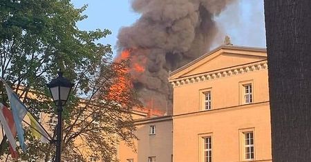 Lubliniec. Pożar w szkole. Rodzice są załamani. "Budynek jest zrujnowany"