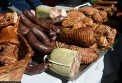 Zatrucie po zjedzeniu galarety z targowiska. "Nie jest znany los jednej z osób"