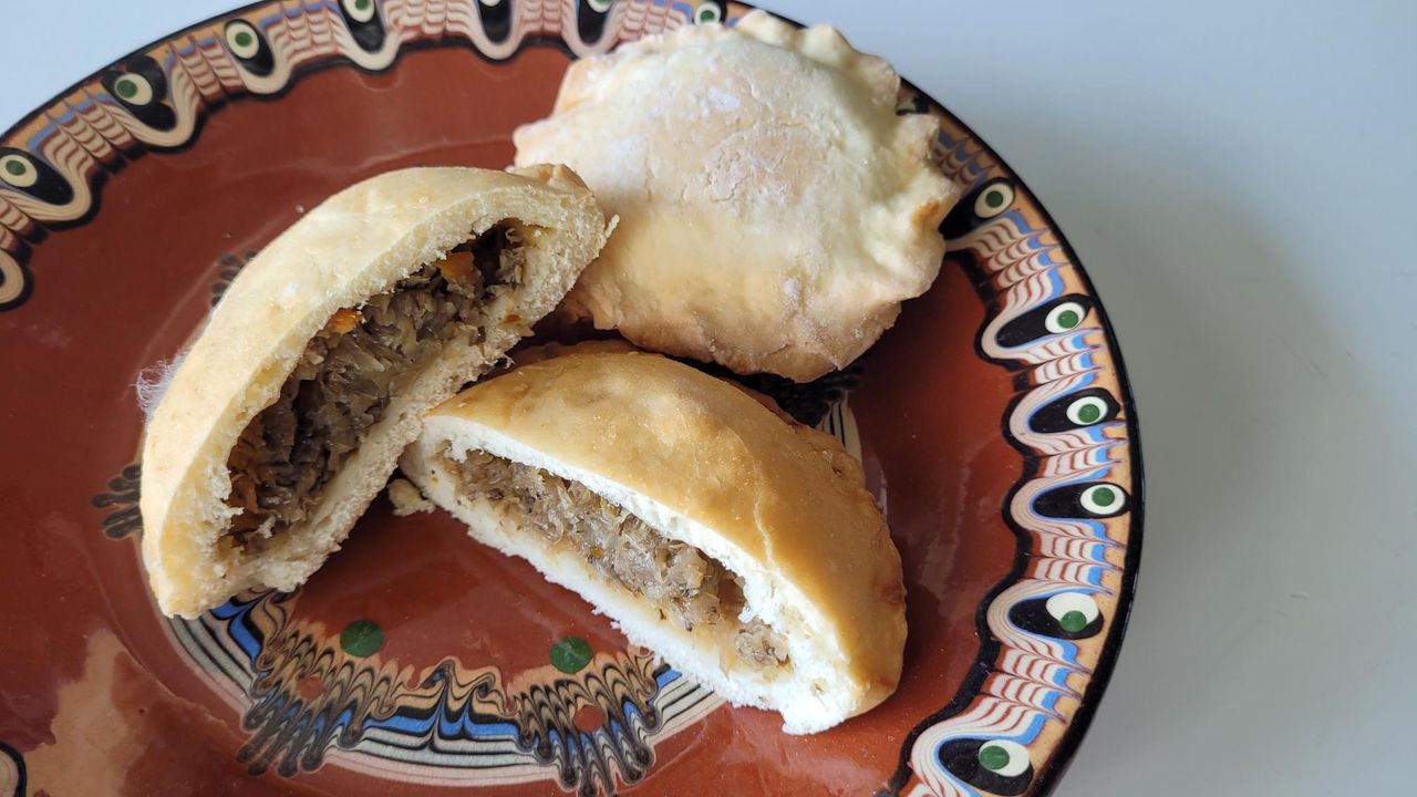 Kapuśniory łódzkie, czyli tradycyjne drożdżowe bułeczki