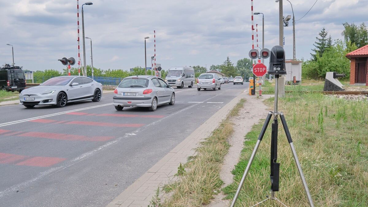 Straż Ochrony Kolei poluje na kierowców, którzy nie zatrzymają się przed znakiem STOP na ul. Turystycznej