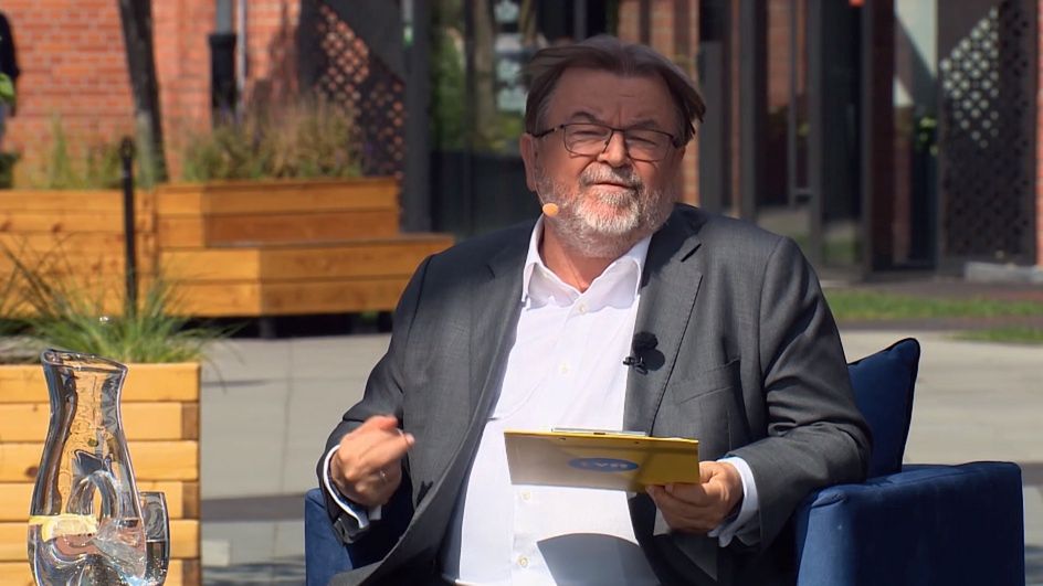 Edward Miszczak podczas prezentacji ramówki TVN na jesień 2020 roku