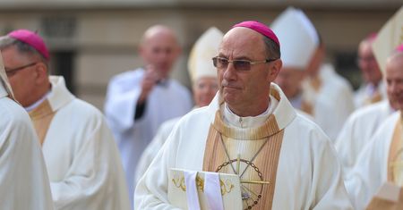Co dalej z kościelną komisją ds. pedofilii? Decyzja KEP