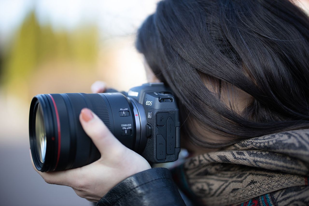 Ustawiaj punkty AF nosem! Problem osób lewoocznych z Canonami EOS R i RP