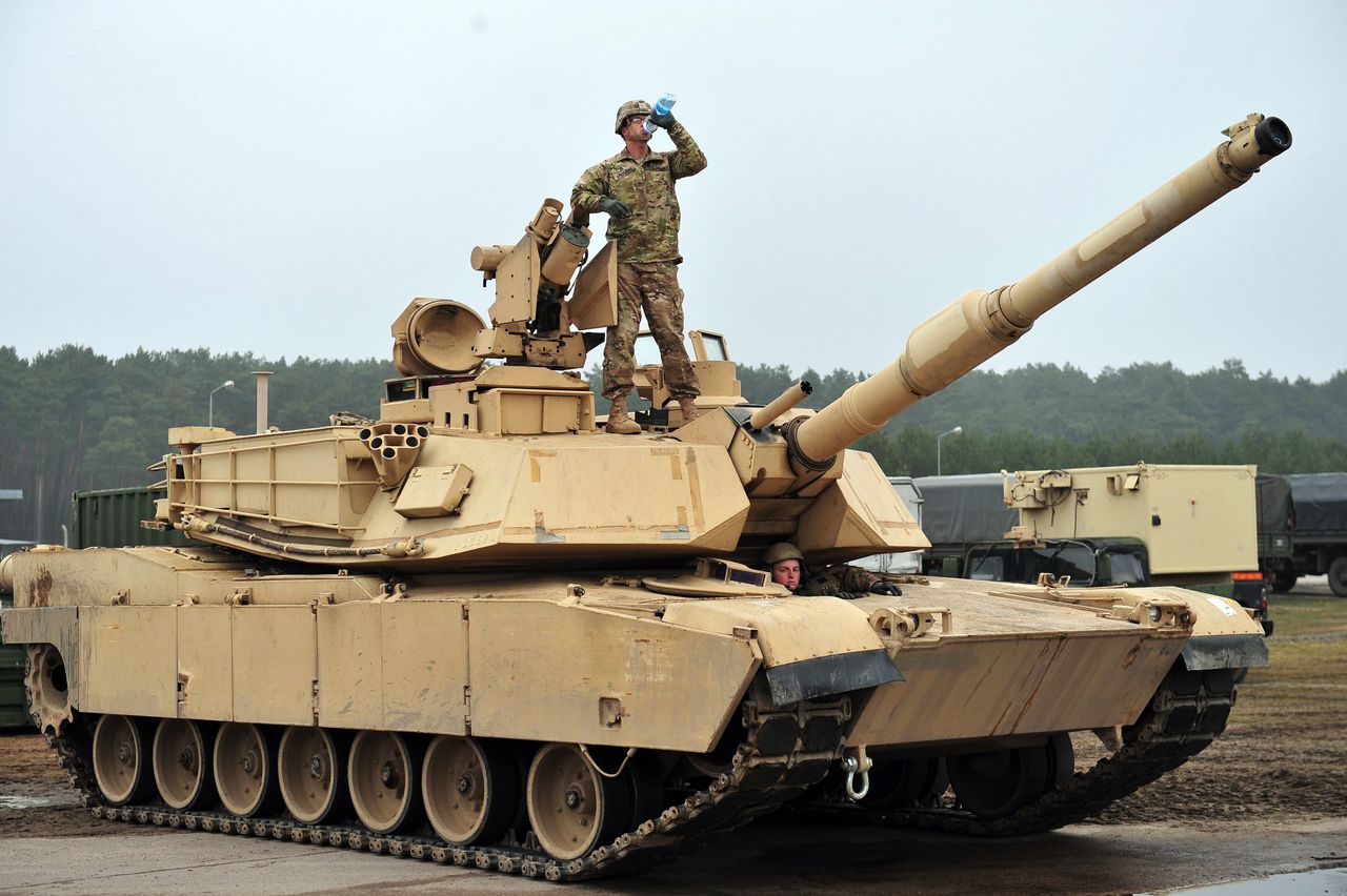 Zakup czołgów Abrams "potrzebą polityczną"? Generał nie pozostawia na inwestycji suchej nitki