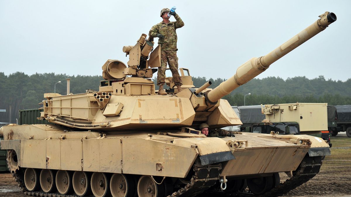 Czołg M1 Abrams na poligonie w Drawsku Pomorskim 