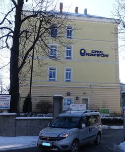 Bielsko-Biała. Zaliczka z NFZ na koncie pediatryka. Przesunięcie agonii o kwartał?