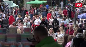 Posypały się mandaty za brak maseczek. Policja mówi o tysiącach przypadków