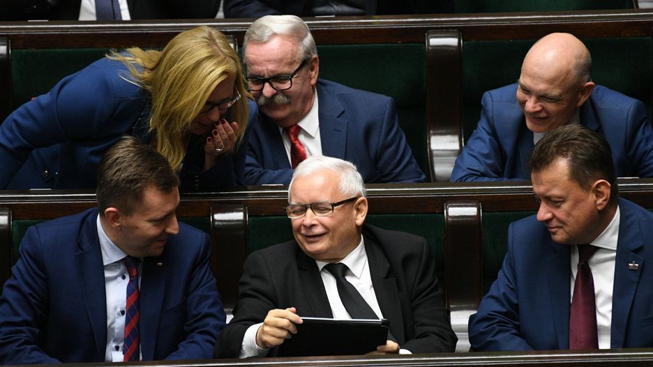 Najnowszy sondaż. Jarosław Kaczyński ma powody do zadowolenia?