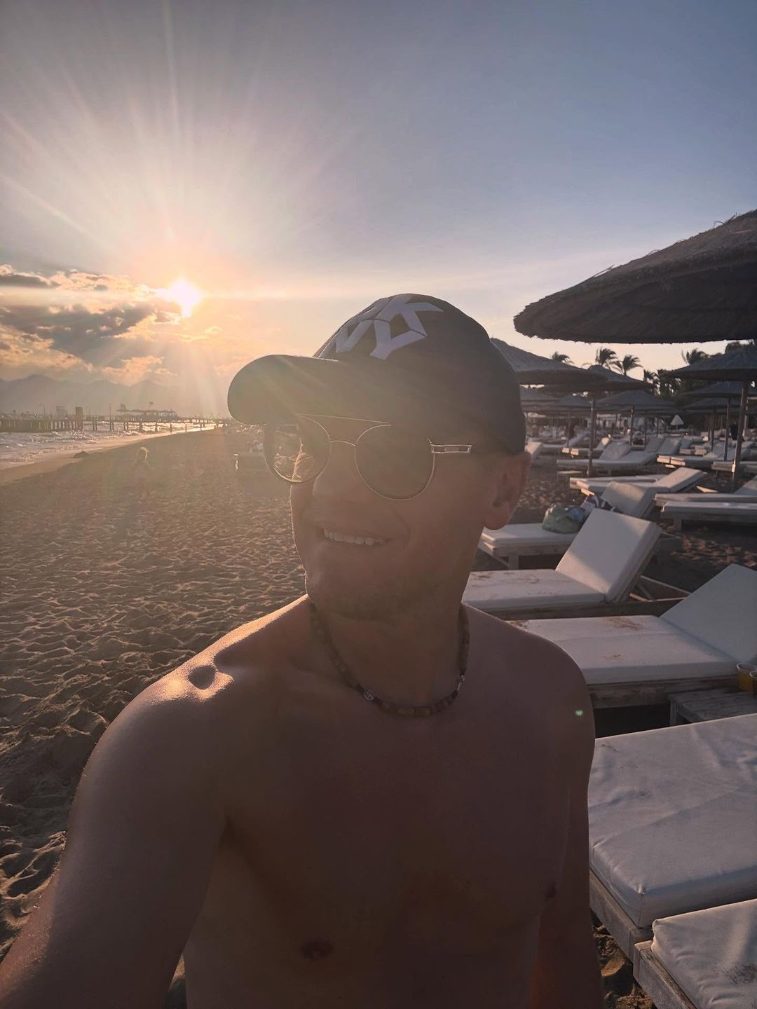 Marcin Mroczek na wakacjach z synami
