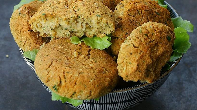 Pieczone falafele. Zdrowa przekąska dla całej rodziny