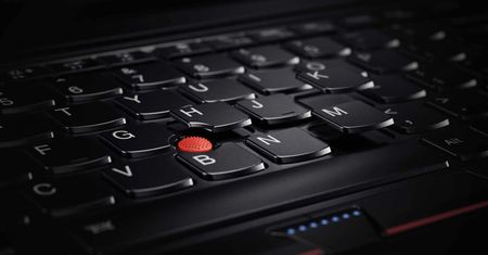 Lenovo lubi Linuxa, ułatwi aktualizację BIOS-u i UEFI spod tego systemu