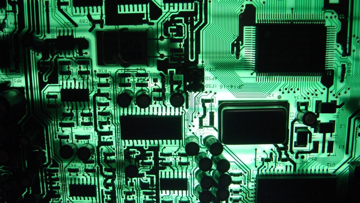 Hybrydowe grafiki w desktopach! Intel stawia na Virtu GPU 1