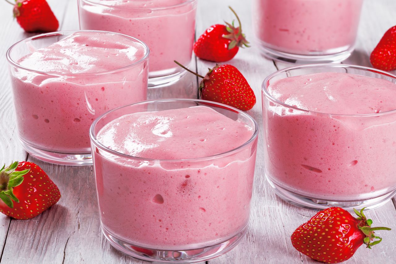 Erdbeerzauber: Sommerlicher Genuss mit leichtem Mousse