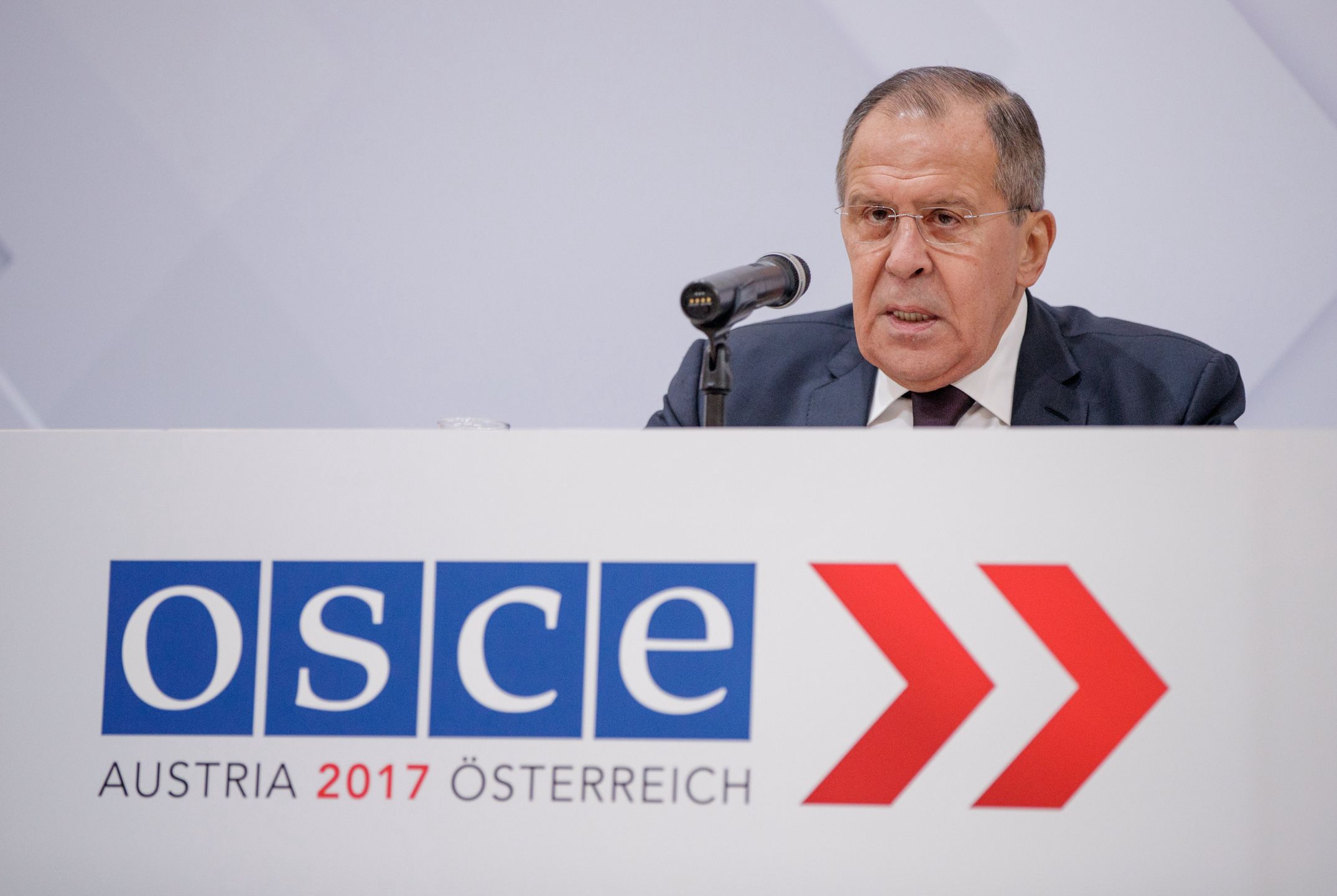 24th OSCE Ministerial Council in Vienna
epa06376266 Sergei Lavrov, Russia's Minister of Foreign Affairs, speaks during a news conference during the 24th OSCE Ministerial Council in Vienna, Austria, 08 December 2017. The 24th OSCE Ministerial Council, bringing together some 45 Foreign Ministers from across the OSCE region, is takin place in Vienna, Austria on 07 and 08 December 2017.  EPA/LISI NIESNER 
Dostawca: PAP/EPA.
LISI NIESNER