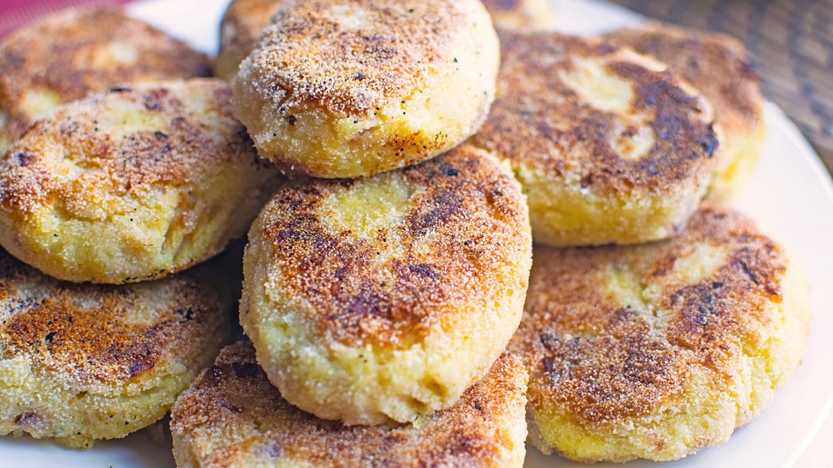 Kotleciki ziemniaczane z popularnym dodatkiem.