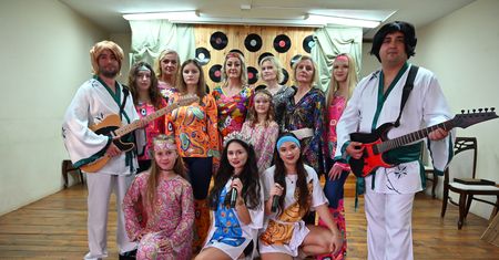 Artyści z gminy Radomin i okolic przybliżą twórczość zespołu ABBA. Recital już pod koniec września w Golubiu-Dobrzyniu