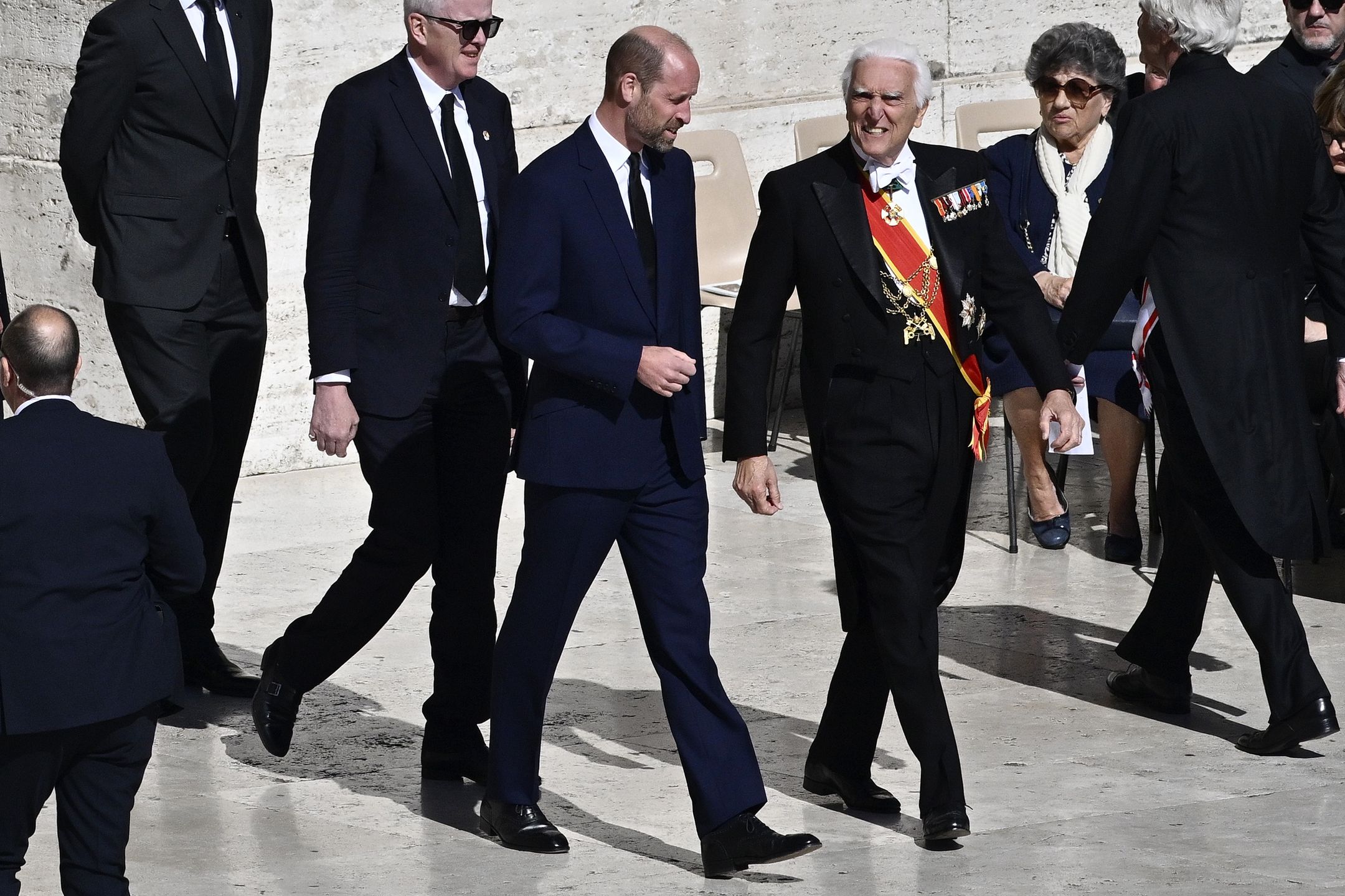 Książę William przybył na pogrzeb papieża Franciszka