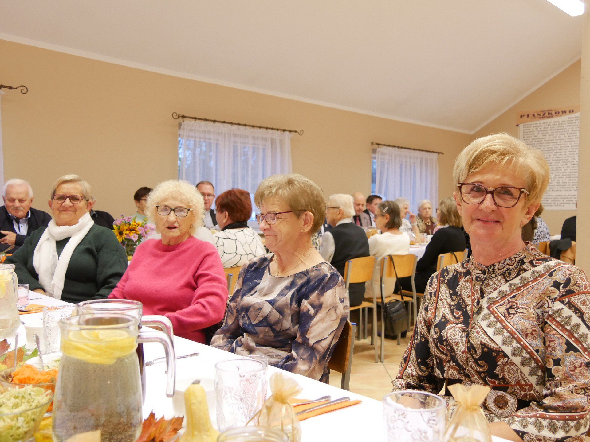 Seniorzy tłumnie przybyli na wydarzenie
