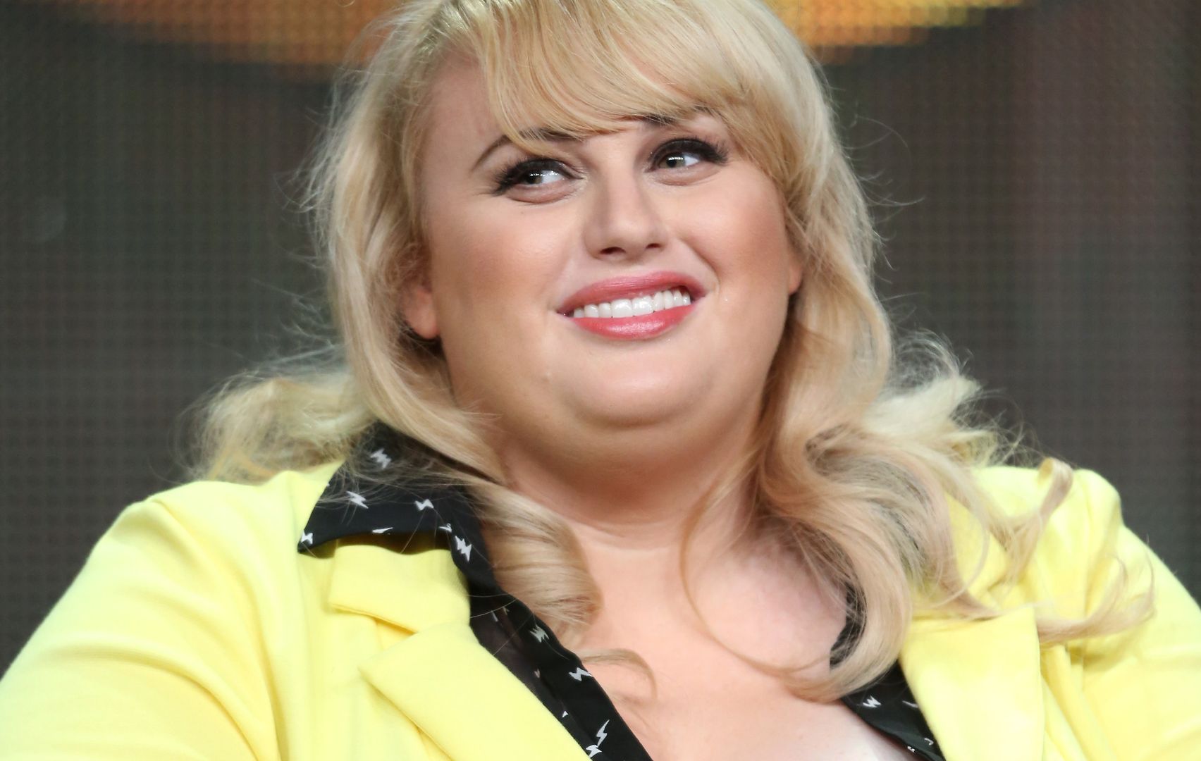 Rebel Wilson odsłoniła brzuch. Tak wygląda po zrzuceniu kilogramów