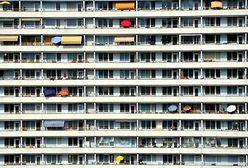 "Komorowski opalający się w slipach byłby strzałem w 10"