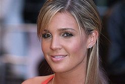 Wielka blondynka rozprasza uczniów