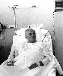 Kardynał Dziwisz: był drugi zamach na Jana Pawła II