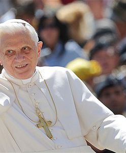 Benedykt XVI apeluje o pomoc dla ofiar powodzi