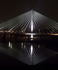 Za zaległe stolicy rachunki można by wybudować nowy most