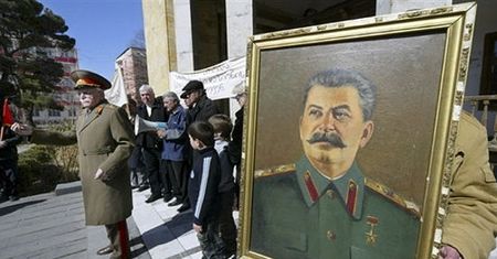 Z muzeum Stalina ewakuowano eksponaty