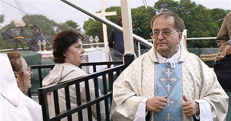 Przełożony redemptorystów podejmie decyzję ws. o.Rydzyka