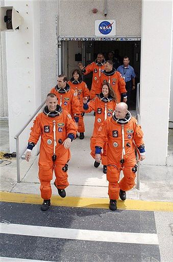 Astronauci z Endeavoura zakończyli kosmiczny spacer