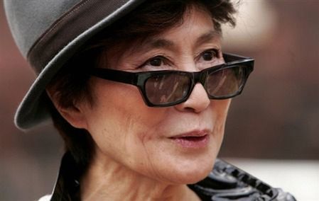 Oko na Yoko Ono