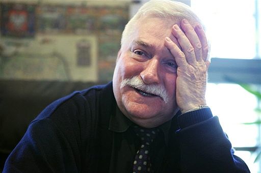 Kaczyńskim życzę dalekiej podróży - L. Wałęsa dla WP