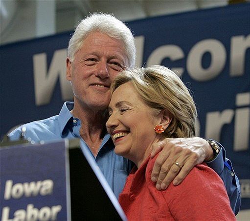 Clinton wraz z mężem zabiega o głosy w Pittsburghu