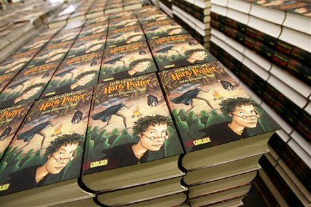 Niemal 20 tys. funtów za pierwsze wydanie Harry`ego Pottera