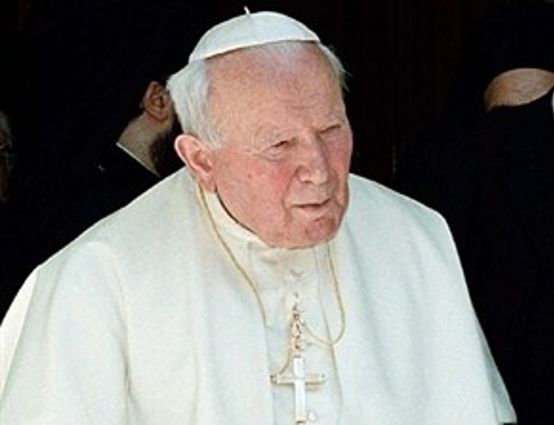 "Jan Paweł II może być patronem bezpłodnych małżeństw"